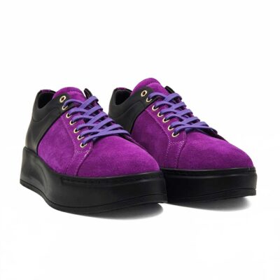 Ženske cipele patike Purple od prvoklasne teleće tamnoljubičaste prevrnute i crne Nappa kože.