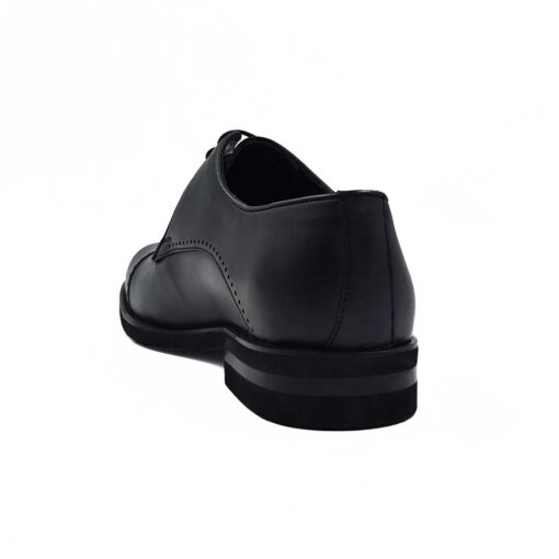 Muške cipele S1-321 na kojima je dizajn minimalistički i to je ono što ih razlikuje od sličnih zumbanih cipela u škotskom stilu.