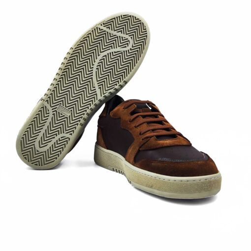 Preporučujemo ove muške cipele S203-01 za muškarce koji traže urbani stil izveden iz klasičnog dizajna sportske obuće. Lako se uklapaju uz većinu odeće!