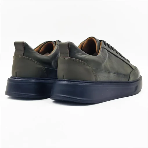 Muške cipele S3115-108 model koji nudimo muškarcima koji traže dnevnu eleganciju u kombinaciji sa klasičnim dizajnom patika. Izrada - Blake Stitch.