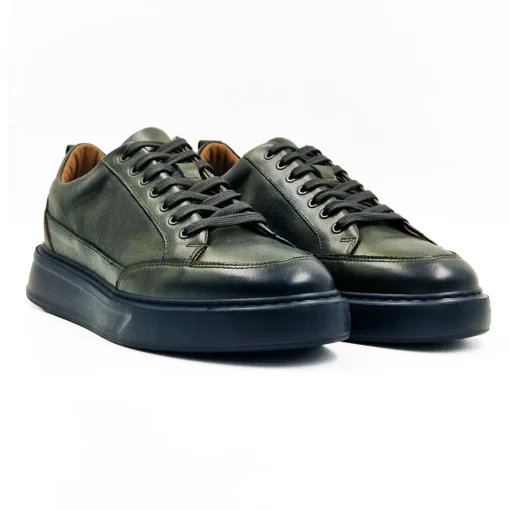Muške cipele S3115-108 model koji nudimo muškarcima koji traže dnevnu eleganciju u kombinaciji sa klasičnim dizajnom patika. Izrada - Blake Stitch.