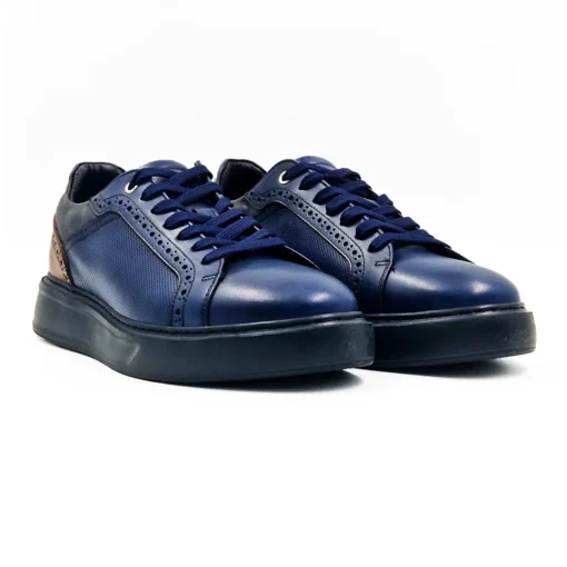 Muške cipele S3629-135 su pravo rešenje za muškarce koji traže ultimativnu casual eleganciju u kombinaciji sa autentičnim dizajnom! Originalne patike!