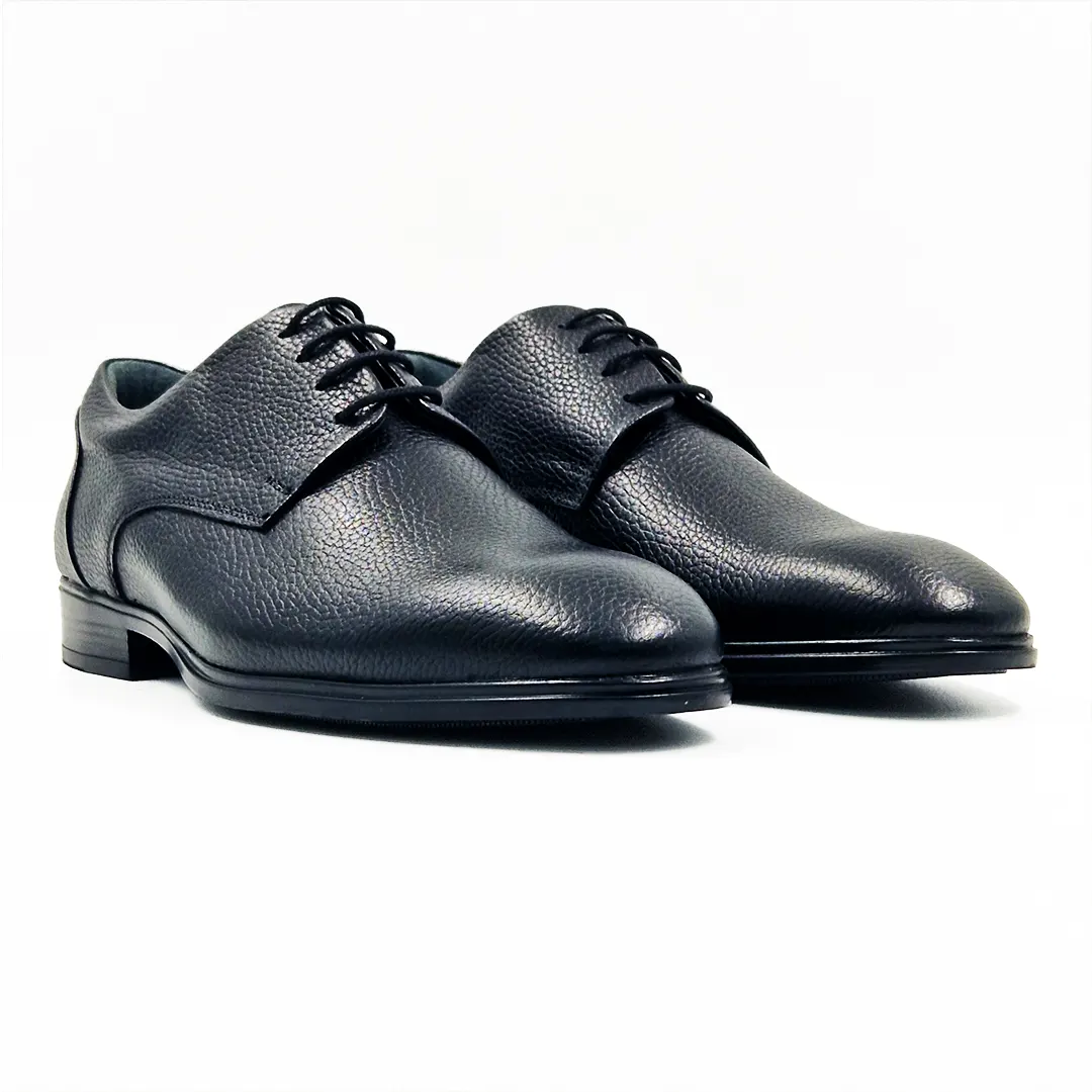 Muške cipele S8402-100 imaju otvoreni sistem pertlanja (Open Lacing) pa je ovaj model savršen za ljude sa visokim risom ili širokim stopalima.