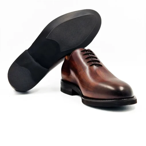 Muške cipele S91-51 koje su radjene iz jednog komada kože! Ovo su Wholecut Oxford muške cipele. Ovo je model koji se teško nalazi kod nas!