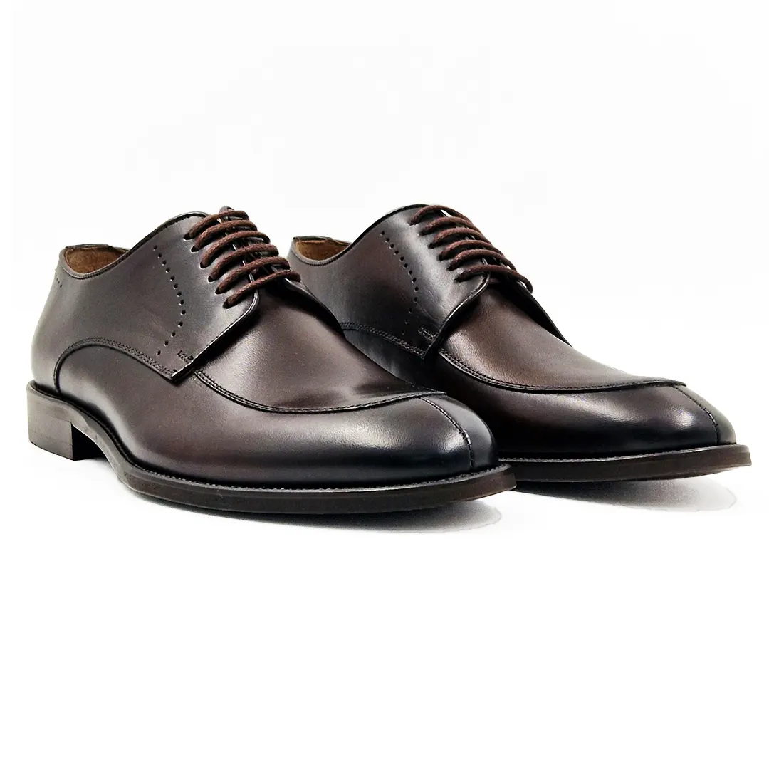 Muške cipele S3-106 imaju otvoreni sistem pertlanja (open lacing), vrlo su udobne i lake su za obuvanje za razliku od Oxford muških cipela.